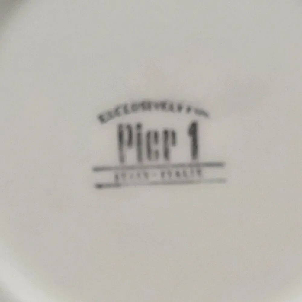 Pier 1 Per63 Set Of 5 Holiday 8 1/4